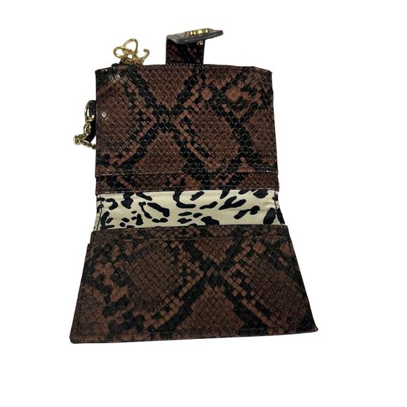 Jessica Simpson Women's Brown Snake Print Card Wallet with Keychain - Picture 5 of 6